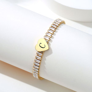 Bracelet en zircon en forme de cœur plaqué or avec breloque lettre A pour femme, bijou cadeau - Product Image 2
