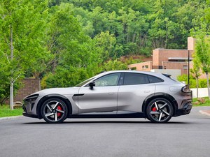 Xiao-mi YU7 Modello 2025, Veicolo Elettrico Puro a Lunga Autonomia, Alte Prestazioni, Trazione Integrale, Versione Max, Ruote R19, Auto Usata - Product Image 2