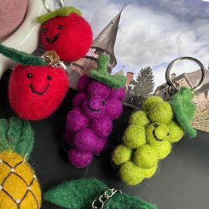 Porte-clés en feutre de laine pour fruits et légumes, mini jouets en peluche 3D, fraise, avocat, citrouille, raisin, citron, légumes, breloques, mignon - Product Image 5