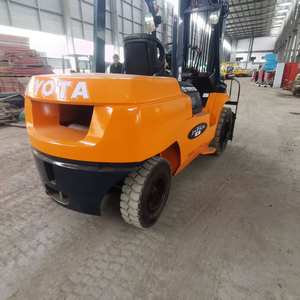 Chariot élévateur diesel d'occasion TOYOTA50 7F 5 tonnes, origine Japon, haute qualité, durable, largement utilisable - Product Image 2