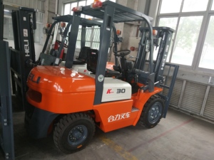 Cilindro de Inclinación para Montacargas de 3 Toneladas CPCD30, Fabricado en China, al Mejor Precio - Product Image 2