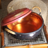 Pot en cuivre artisanal de grande taille avec poignée, design classique, anti-brûlure, durable, pour cuisinière à gaz et à induction, pot à soupe et à ragoût