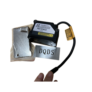 Capteur de déplacement laser CMOS KEYENCE IL-600 100 % neuf avec garantie d'un an - Product Image 2