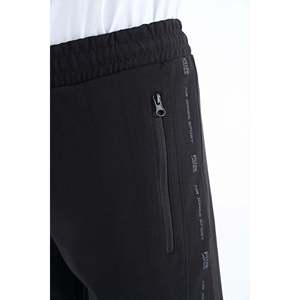Pantalones Cortos Deportivos Casuales de Secado Rápido para Hombre Alfred, Corte Estándar, Color Negro, Talla S - Product Image 3