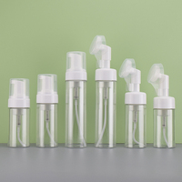 100-250ml bouteille de mousse de pompe de Pp de nettoyant d'épaule dure avec la bouteille de pompe de mousse cosmétique de brosse pour le nettoyant