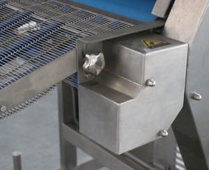 Machine de découpe de poitrine de poulet en acier inoxydable SUS 304 grande capacité avec protection de sécurité et fonctionnement stable pour la transformation de la viande - Product Image 4