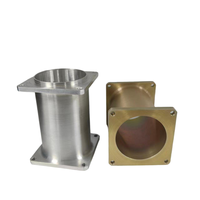 Bodies de raccordement en alliage d'aluminium usinés avec précision sur commande CNC, anodisation or et argent disponible.