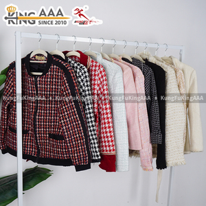KungFu KingAAA Chaqueta Corta Usada al por Mayor para Mujer, Abrigo Corto de Tweed Vintage, Chaqueta Clásica con Botones, Prenda Exterior Retro Elegante para Mujer - Product Image 3