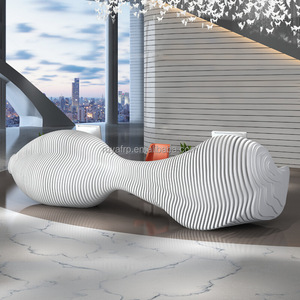 Parametric Furniture 的大型现代可调节高度接待台，实木弧形设计，适用于酒店、超市、健身房 - Product Image 4