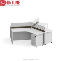 Chaises de bureau de poste de travail de personnel de conception moderne pour 2 4 6 positions de personnel bureau en verre pour l'application d'hôpital ou de villa