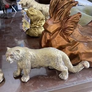 Fusa in bronzo di <span class=keywords><strong>pantera</strong></span> figurina di arte animale regali aziendali di fascia alta uomo decorazione ufficio casa statua di leopardo - Product Image 4