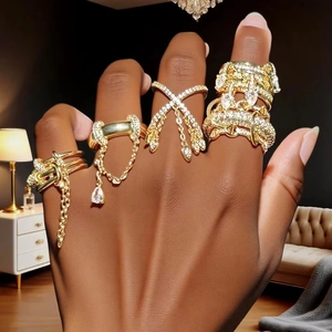 Bague pour femme OEM ODM YYN en cuivre, nouveau style européen et américain, avec pampille et zircon en forme de goutte, style hip-hop, pour mariage et fiançailles - Product Image 2