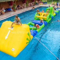 Parc aquatique gonflable géant pour adultes, jeux aquatiques, parcours d'obstacles, combinaison de jeux sportifs