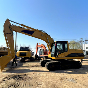 รถขุด CAT 320C สีเหลือง ติดตั้งบนแทร็ก อุปกรณ์ก่อสร้าง ขับเคลื่อนด้วยเครื่องยนต์ น้ำหนัก 20000 กก. ใช้งาน 0-2000 ชั่วโมง - Product Image 1