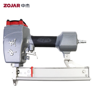 Cloueuse pneumatique Zojar série 440K en alliage d'aluminium pour boîtes d'emballage et cadres en bois - Product Image 2