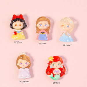 Dibujos animados <span class=keywords><strong>pequeña</strong></span> princesa crema resina DIY joyería accesorios hechos a mano <span class=keywords><strong>pequeña</strong></span> funda para teléfono móvil horquilla lindo ecológico pequeño - Product Image 3