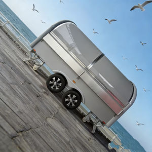 Chariot de restauration mobile incurvé argenté mat avec toit fermé pour la vente de snacks et de boissons en bord de mer sur les passerelles - Product Image 3