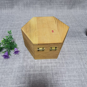 Caja de Regalo de Madera Hexagonal con Tapa Abatible, Color Madera Natural, Caja de Almacenamiento para Joyería - Product Image 2