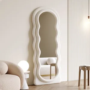 Nhà tường Gương phòng ngủ hiện đại dễ thương Bắc Âu Gương phòng khách lượn sóng trang trí chambre trang trí nhà gương