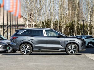 BYD TangL DM 2026, SUV de 7 Plazas con Motor Híbrido Enchufable, Económico - Product Image 5