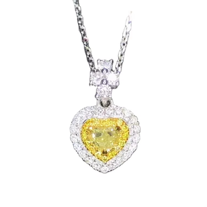 Collar con Colgante de Oro Blanco de 18K en Oferta, con Diamante Amarillo Natural de 0.24ct, Forma de Corazón, Estilo Clásico, para Boda - Product Image 1