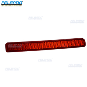Riflettore posteriore adatto per Land Rover <span class=keywords><strong>Discovery</strong></span> <span class=keywords><strong>3</strong></span> 4 Range Rover <span class=keywords><strong>Sport</strong></span> 2010-2012 XFF500030 Xff500020