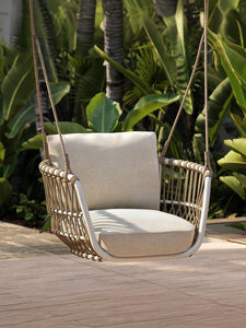 Fauteuil suspendu en rotin PE imperméable de style nordique pour les homestays, les balcons, les cours intérieures et extérieures des villas - Product Image 1