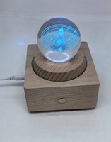 Lampe de nuit LED en forme de boule de cristal étoile et lune, boîte à musique, projecteur d'images 3D, télécommande, projection de ciel étoilé scintillant, salon