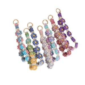 Porte-clés Macramé Bohème Mignon Fait Main avec Fleur, Dragonne de Poignet Tressée pour Clés, Bracelet Porte-clés pour Femmes - Product Image 1