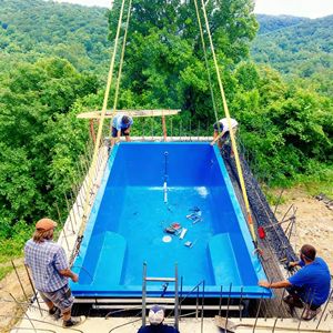 Piscine de luxe en fibre de verre pour villa, résistante aux intempéries, à faible entretien et longue durée de vie - Product Image 3