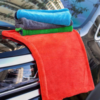 Serviette de lavage auto en microfibre torsadée à faible MOQ 40*60cm, séchage rapide, microfibre 1200gsm, entretien et detailing auto, super absorbante
