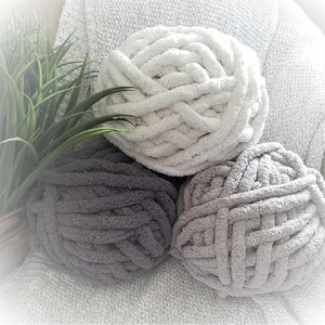 Naturel Chunky Tricot épais fil de chenille pour couvertures faites à la main - Product Image 2