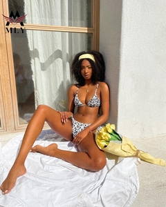 <span class=keywords><strong>Maillot</strong></span> <span class=keywords><strong>de</strong></span> <span class=keywords><strong>bain</strong></span> deux <span class=keywords><strong>pièces</strong></span> sexy en tissu froissé imprimé, bikini triangle multi-nœuds - Product Image 1