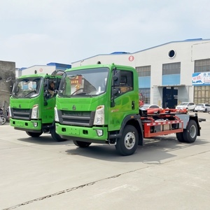 Camion benne à bras articulé diesel 4x2 8 tonnes ISUZU personnalisé pour la collecte des déchets - Product Image 1
