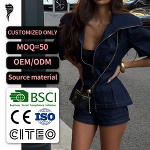 Ensemble en jean pour femme, nouvelle collection automne, veste en jean unique à revers et short à double fermeture éclair, ensemble 2 pièces - Product Image 1