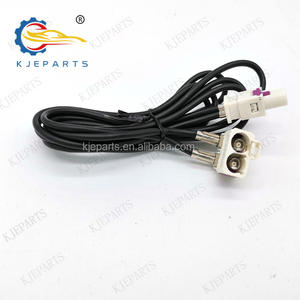 ชุดสายไฟพร้อมอะแดปเตอร์ fakras แบบสองต่อหนึ่งเสาอากาศวิทยุเอฟเอ็มหุ้มฉนวนพีวีซีสำหรับรถยนต์ VW - Product Image 3