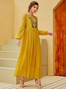 10% vestido étnico informal urbano de cuello redondo de estilo coreano de encaje de moda amarillo bordado de manga larga para <span class=keywords><strong>mujer</strong></span> de talla grande para <span class=keywords><strong>mujer</strong></span> - Product Image 5