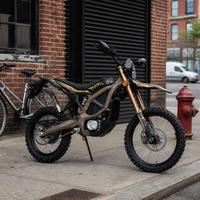 Moto électrique Surron Ultra Bee 2026, moto tout-terrain, 74V 60Ah 24.5kW 95km/h, enduro turbo pour adultes