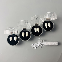 Fausses dents de vampire Halloween, 1 paire, crocs en résine avec colle solide, bricolage, cosplay
