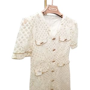 Vestido de Punto Jacquard Personalizado al por Mayor para Mujer, Cuello en V, Manga Corta, Corte en A, Botones al Frente, Ribete en Contraste, Formal, AW26, ODM, Marca Privada - Product Image 5