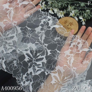 Venta al por Mayor en China, Encaje de Tul Blanco y Negro de 23 cm con <span class=keywords><strong>Bordado</strong></span> Floral Vívido, <span class=keywords><strong>Tela</strong></span> con Borde de Encaje para Vestidos de Lencería Femenina, Colores Personalizados - Product Image 6