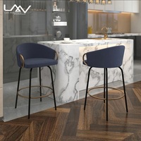 Chaise de bar en velours avec cadre en métal moderne, vente chaude, hôtel, café, bistrot, chaise haute de luxe, tabouret de bar