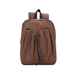 Mochila Minimalista Impermeable de Nailon para Adolescentes, Unisex, para Deportes al Aire Libre, Viajes, Escuela, con Cierre de Cremallera y Patrón Geométrico - Product Image 1