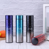 Affichage LED de la température Bouteille à vide personnalisée isolée à double paroi Smart Thermos Tumbler Bouteille d'eau Personnaliser Tumbler 500ML