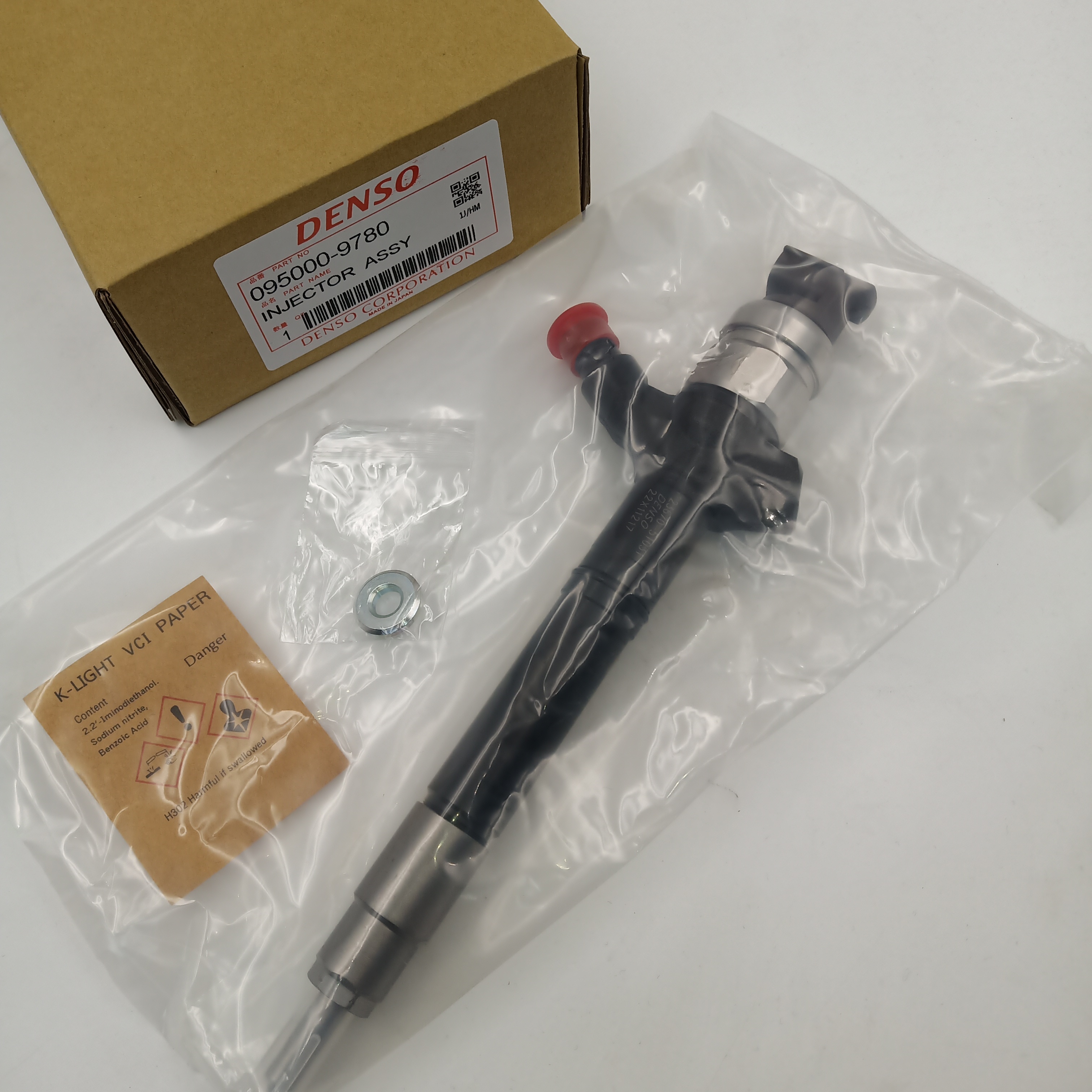 Hot Sale New Diesel Fuel Injector 095000-7530 095000-9780 Common Rail Injection Nozzle 23670-59025 23670-51030 For TOYOTA