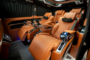 <span class=keywords><strong>Nuova</strong></span> <span class=keywords><strong>Mercedes</strong></span> Classe V 2024 V300 Premium, MPV Business a 7 Posti con Porte Scorrevoli Doppie Modificate, Van di Lusso Nero per Esportazione - Product Image 4