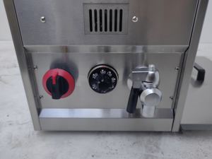 <span class=keywords><strong>Precio</strong></span> barato <span class=keywords><strong>de</strong></span> fábrica nueva freidora comercial sartén antiadherente, freidora profunda <span class=keywords><strong>de</strong></span> gas <span class=keywords><strong>de</strong></span> acero inoxidable 8L con cesta - Product Image 6