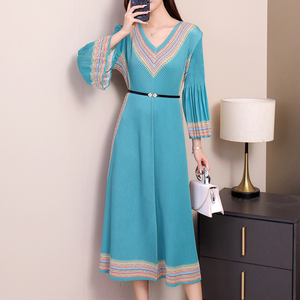 Vestido plisado para mujer Miyake con estampado étnico-Vestido MIDI con cinturón y manga acampanada con cuello en V para <span class=keywords><strong>elegante</strong></span> - Product Image 1