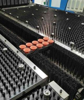 HOGI Automatic Bending Center: Pembengkokan Multi-Sisi Lengkap dalam Satu Penjepitan. Rotasi Otomatis Lembaran, Tanpa Pembalikan Manual.