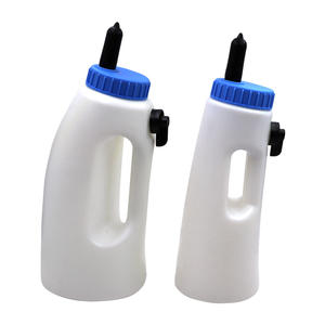 <span class=keywords><strong>Prix</strong></span> bas 2L 4L robinet à tournant sphérique noir bovins moutons mangeoire à <span class=keywords><strong>lait</strong></span> européen en plastique bétail veau chèvre mamelon Pot d'alimentation - Product Image 1